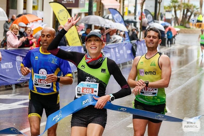 María Isabel Ferrer y Jordi Ripoll, ganadores en la Volta a Peu de Calp