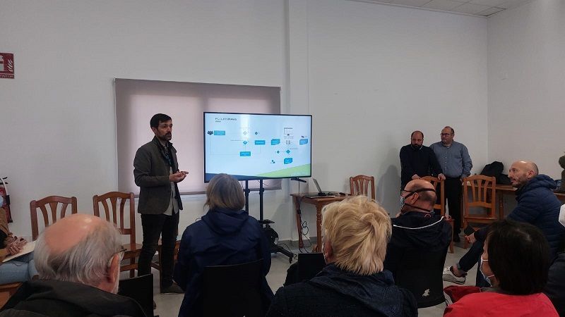 Benitatxell implanta un nuevo sistema de acceso a la Cala del Moraig, habrá parking de pago y lectura de matrículas