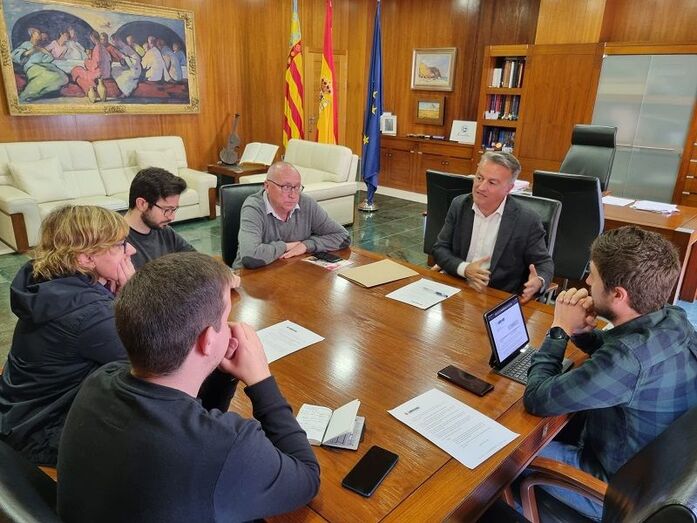 Los partidos de Xàbia se unen para exigir mejoras en la atención sanitaria comarcal