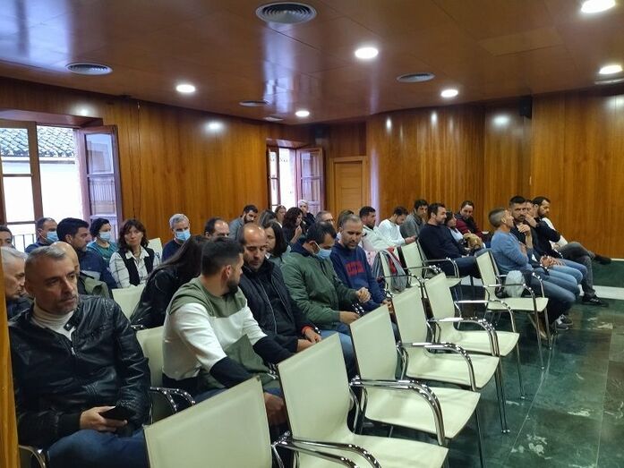 Personal reserva 6.000 euros para contratar un experto que proponga qué partes del sueldo de los Policías de Xàbia se pueden variar