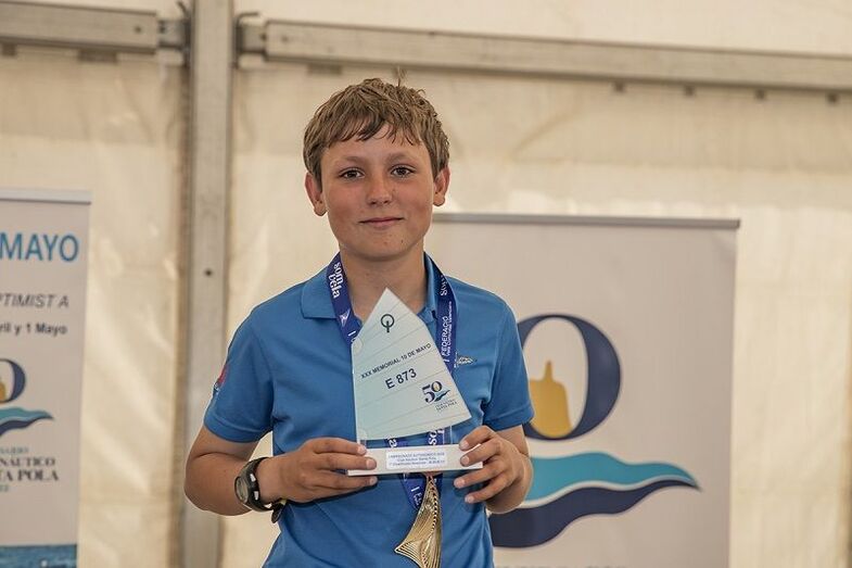 Raúl Martínez del Club Náutico Jávea, campeón autonómico sub13 de optimist