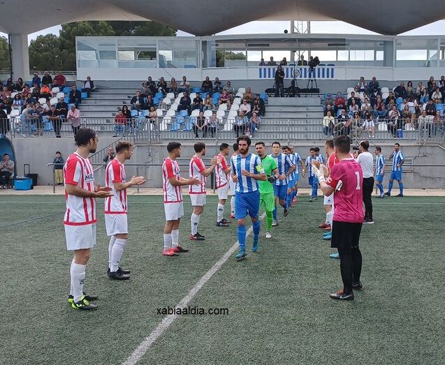Dolorosa goleada del campeón al CD Jávea