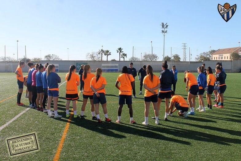 El Sporting de Huelva de Sandra Castelló estará un año más en la élite femenina