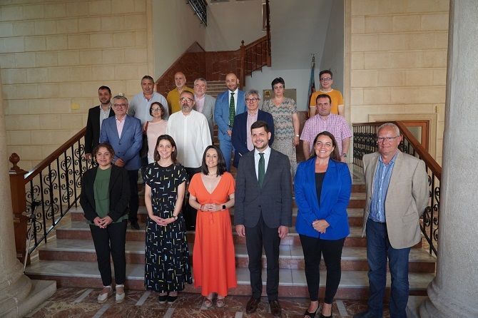 El Consell anuncia un estudio de un tranvía a Gandia con 10 o 12 paradas