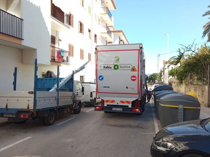 El servicio de recogida de la basura y limpieza viaria, cumple siete meses.. ¿qué nota le pones?