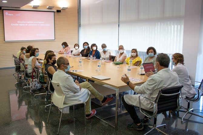 El Hospital de Dénia se compromete a comenzar un tratamiento contra el cáncer en máximo 8 semanas desde la confirmación