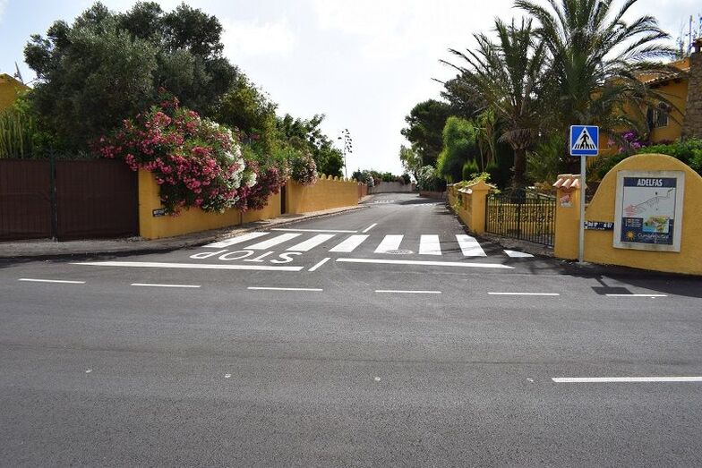 Concluye en Benitatxell el plan de asfaltado que ha renovado más de 43.000 metros cuadrados de viales