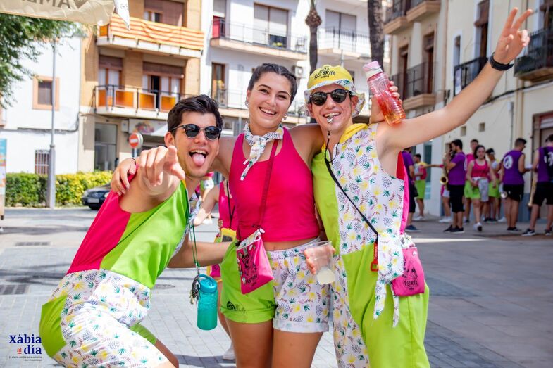 Vídeo: Resumen del Día de les Quintades de Fogueres 2022 en Xàbia