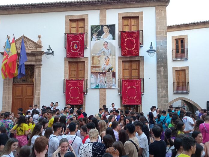 Vídeo: Pregón de les Fogueres de Sant Joan 2022 de Xàbia
