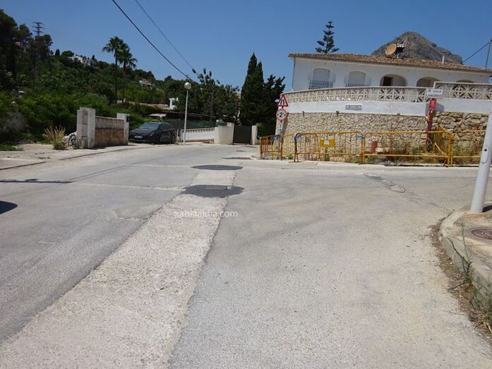 Urbanismo acondiciona el Camí dels Castellans tras el abandono de Categor Obras y Proyectos Urbanismo acondiciona el Camí dels Castellans tras el abandono de Categor Obras y Proyectos