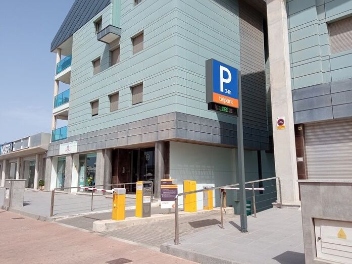 170 plazas de aparcamiento en la playa del Arenal de Xàbia