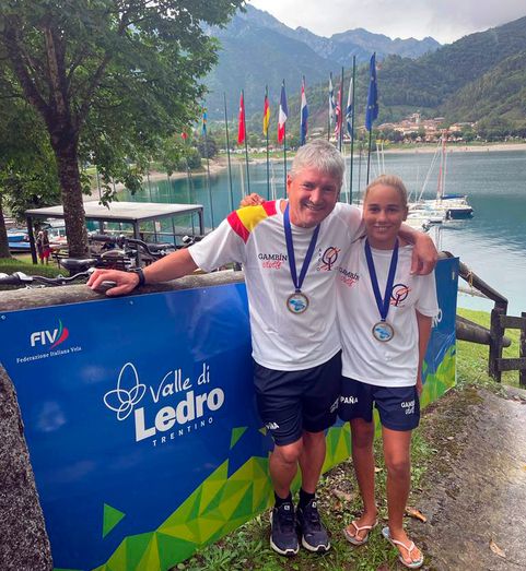 Elena Pérez Manglano, del CN Jávea, vuelve con la medalla de bronce del Campeonato Europeo de Optimist