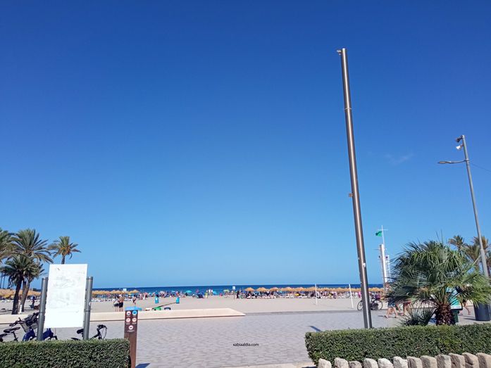 ¿Por qué no ondea la bandera azul en la playa del Arenal de Xàbia?