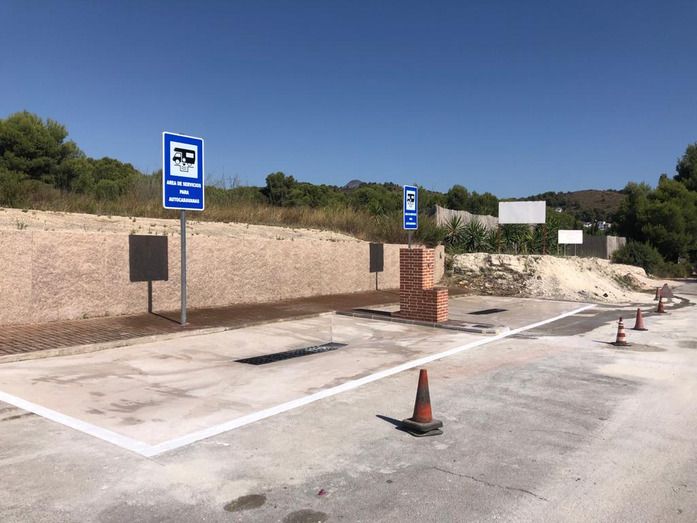 Xàbia habilita un punto de servicio para autocaravanas en la zona de Cansalades