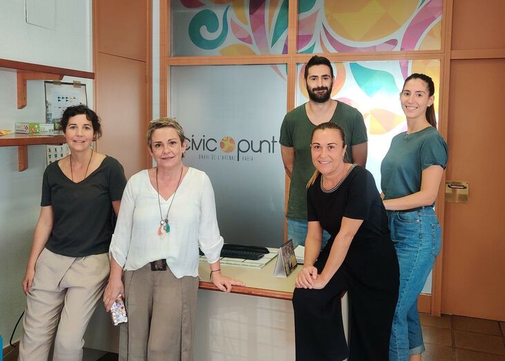 Servicios Sociales establece un punto de atención básica en El Arenal