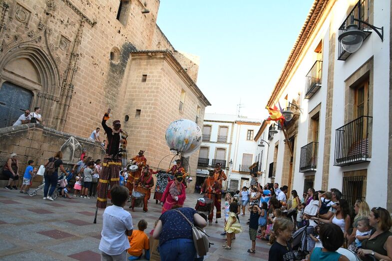 El festival Sorollius convertirá las calles de Xàbia Històrica en un gran escenario este fin de semana