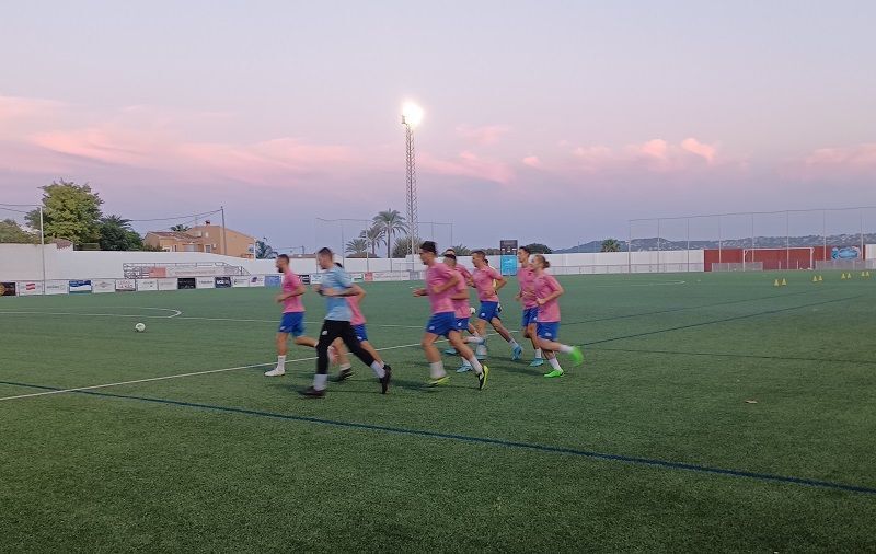 Bajas de Rubén y Ramis para el enfrentamiento del CD Jávea ante el Canals