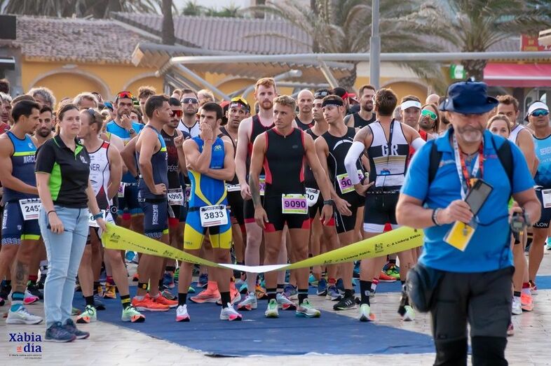 550 participantes completaron el Trixàbia 2022, reconvertido en duatlón