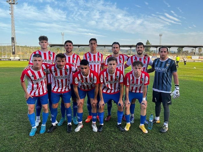Un gol del juvenil Álvaro Tíscar le da los tres puntos al Jávea en Carcaixent