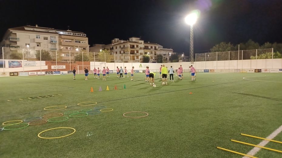 El CD Jávea se enfrenta al Carcaixent este sábado con varias bajas