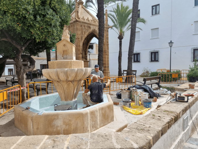 El Ayuntamiento repara las fuentes más emblemáticas de Xàbia