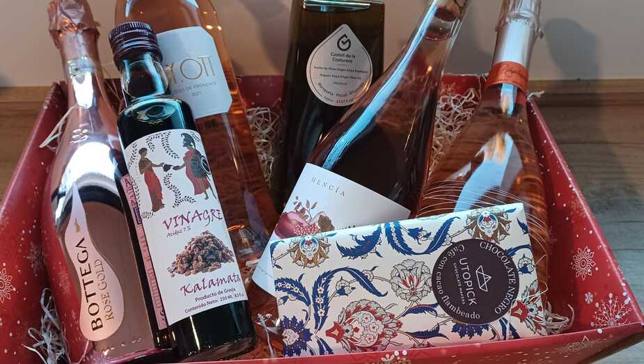 Tus regalos y cestas de navidad están en Casa del Vino Jávea