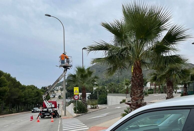 Benitatxell instala cámaras de tráfico en los accesos a la urbanización Cumbres del Sol