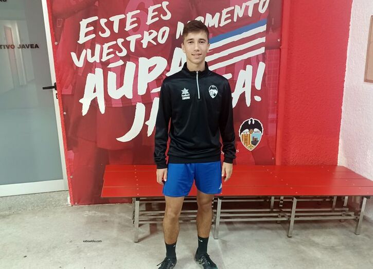 Carlos Bisquert, la nueva sensación del CD Jávea