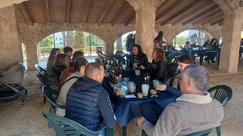 Rotary Club Jávea celebra su cata de cervezas solidarias