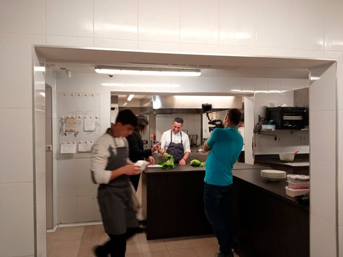 Bon Amb y Tula mantienen sus estrellas Michelin