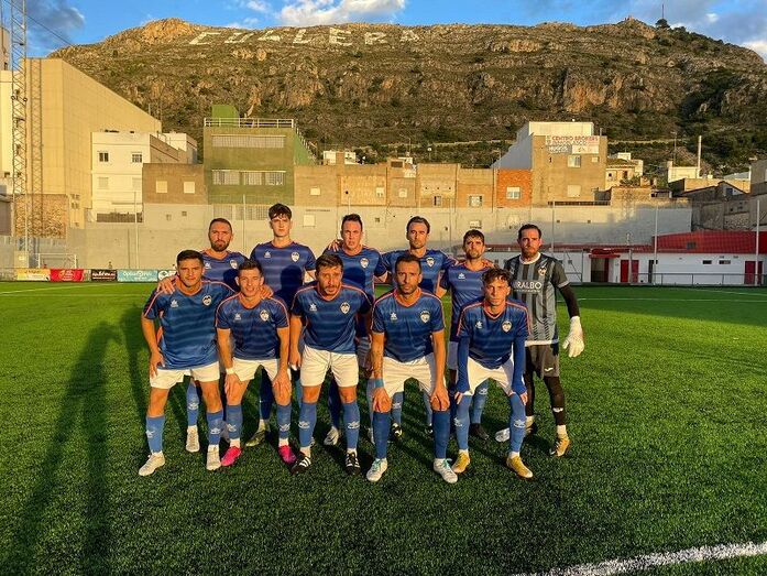 El Jávea tampoco puede con el colista Cullera