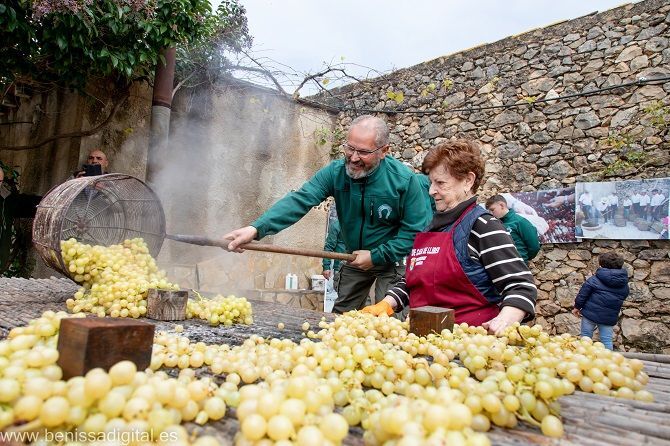 Llíber vibra con la feria El sabor de la Costa Blanca