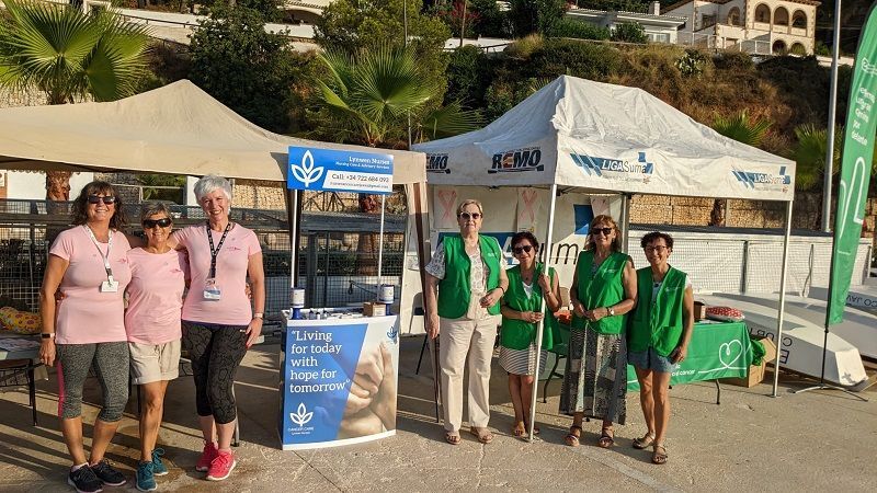 El Club Náutico Jávea y Cruz Roja se unen en la campaña Juguete Educativo