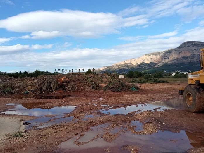 La empresa Xuquer Arqing redactará el proyecto de la planta de transferencias de Catarroges, que lleva diez meses abierta