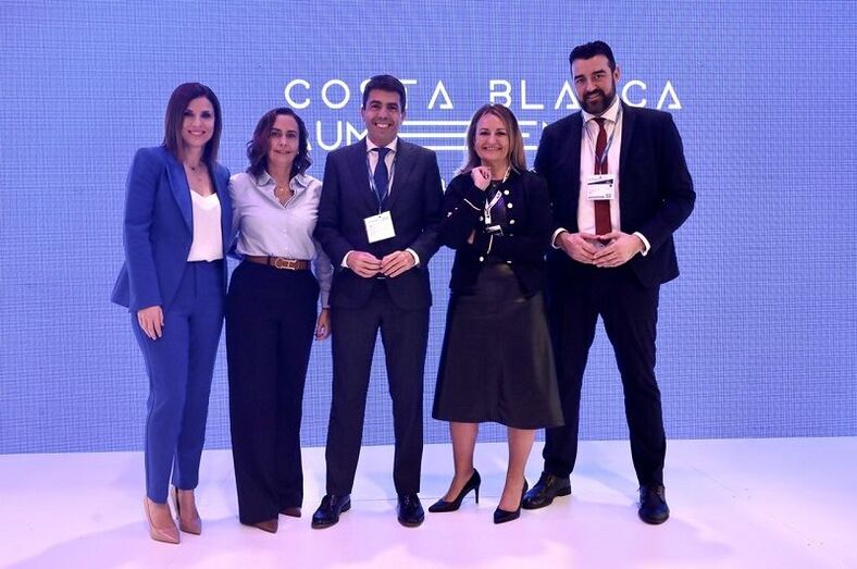 La Diputación trabaja para establecer la primera conexión aérea directa entre Alicante y Estados Unidos